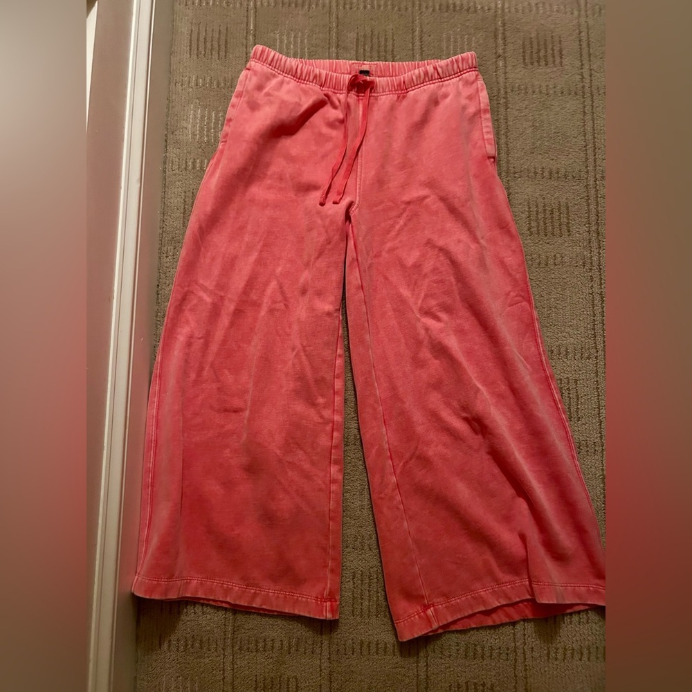 Coral Wide-Leg sweatpants from American eagle